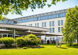 Außenansicht mit Terrasse