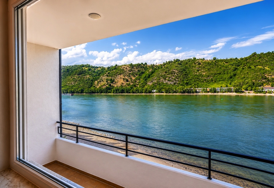 Beispielbild eines Doppelzimmers Rheinblick mit Balkon