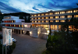 Das Hotel Fontana empfängt Sie mit einer angenehmen Atmosphäre und einem ganzheitlichen Konzept für Erholung und Wohlbefinden.