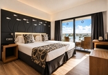 Beispiel für ein Doppelzimmer im Hotel THB Gran Bahía | KI bearbeitet
