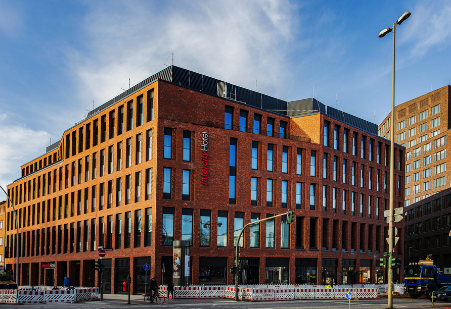 Außenansicht vom IntercityHotel Hamburg-Barmbek