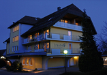 Das Hotel Traube präsentiert sich am Abend in stimmungsvoller Atmosphäre.