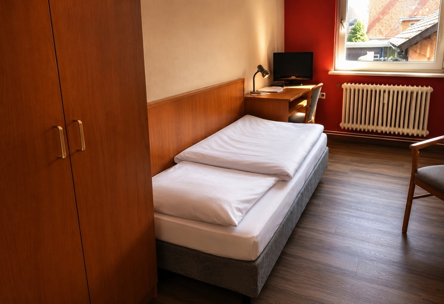 Beispiel eines Einzelzimmers im Hotel Neetzer Hof | KI bearbeitet
