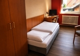 Beispiel eines Einzelzimmers im Hotel Neetzer Hof | KI bearbeitet