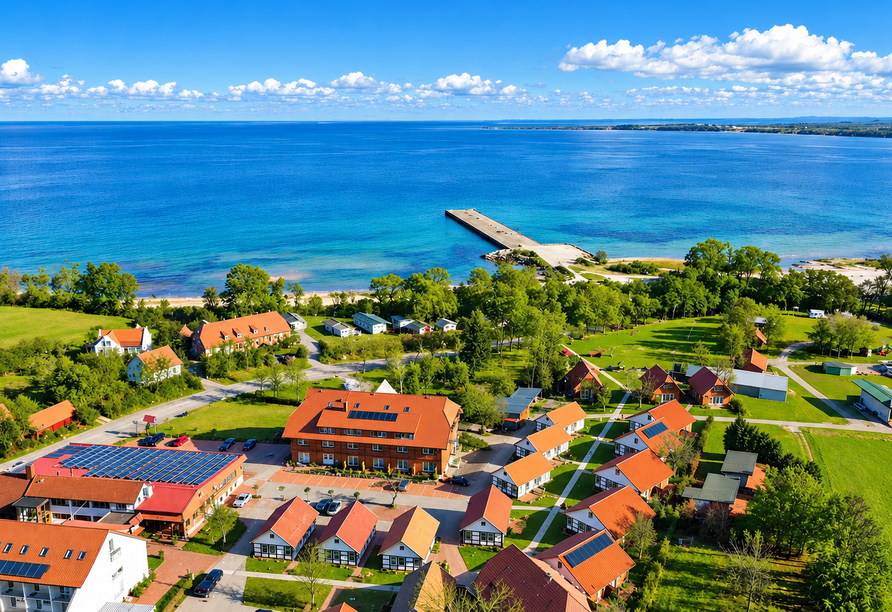 Blick über das Alcor Hotel Feriendorf an der Ostsee
