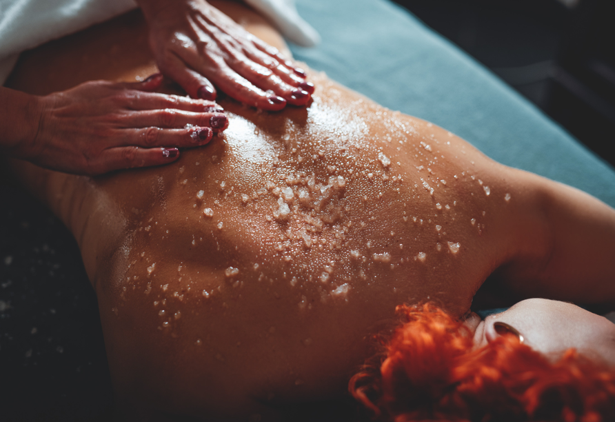 Tanken Sie neue Energie bei einer wohltuenden Massage.
