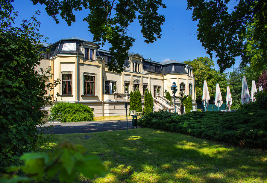 Imposant, herrschaftlich, elegant. Im Hotel Schloss Breitenfeld werden Sie sich wohlfühlen.