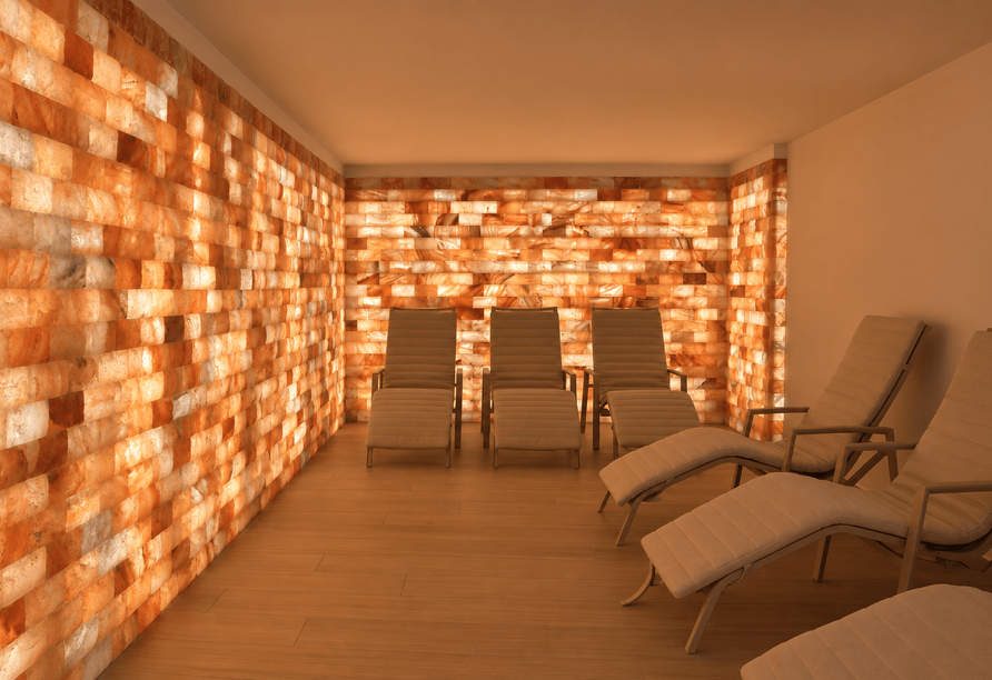 Entspannen Sie im Wellnessbereich des Hotels.