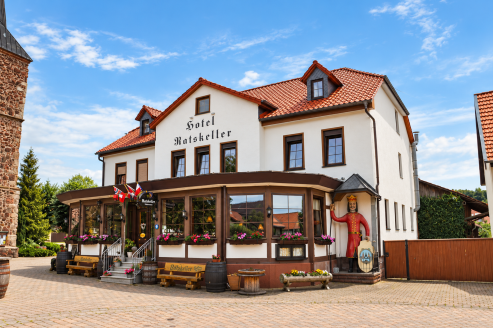 Herzlich willkommen im Hotel Ratskeller. | KI bearbeitet