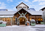 Herzlich willkommen im Waldhotel Bächlein! | KI bearbeitet
