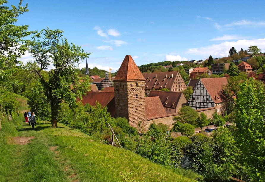 Das Kloster Maulbronn zählt zum UNESCO-Welterbe und beeindruckt mit seiner historischen Architektur.