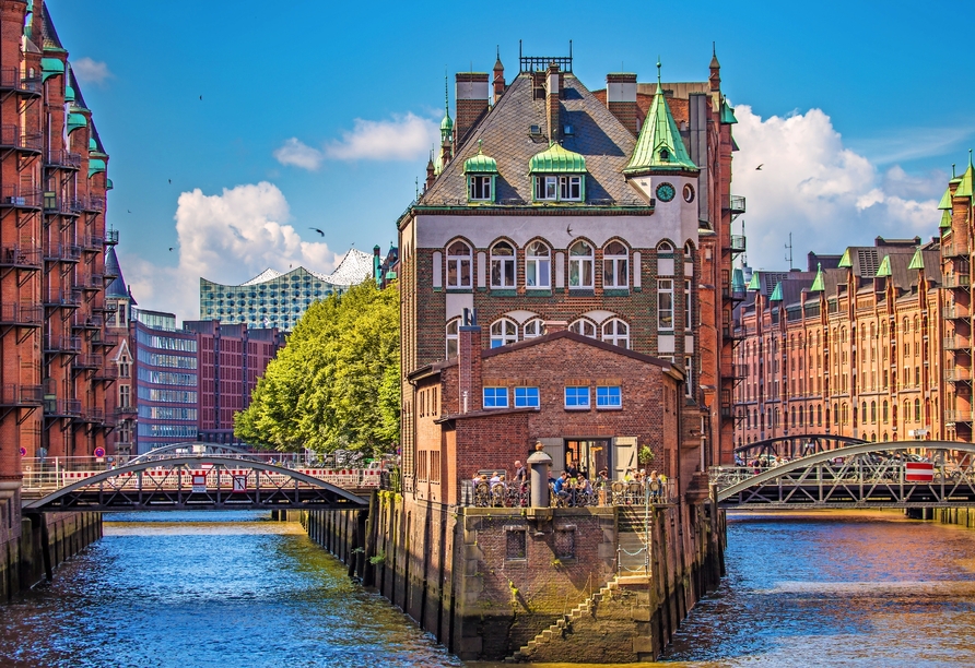 Das Wasserschloss in der Speicherstadt zählt zu den schönsten Fotomotiven Hamburgs.
