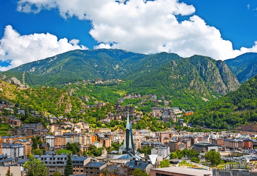 Andorra la Vella, die eindrucksvolle Hauptstadt Andorras, wird Sie begeistern!