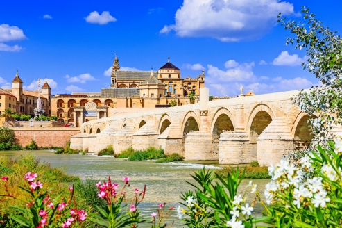 Zahlreiche Highlights erwarten Sie an der Costa del Sol: darunter die prächtige Mezquita von Córdoba.