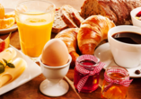 Starten Sie nach einem leckeren Frühstück gut gestärkt in den Tag.