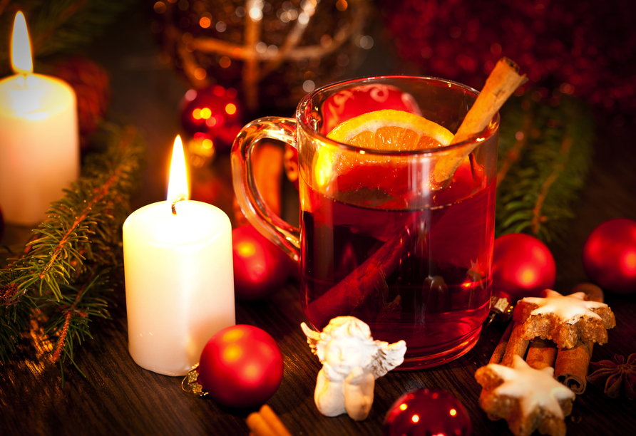 Ein Glühwein oder ein Kinderpunsch darf bei der kalten Jahreszeit auch nicht fehlen.