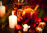 Ein Glühwein oder ein Kinderpunsch darf bei der kalten Jahreszeit auch nicht fehlen.