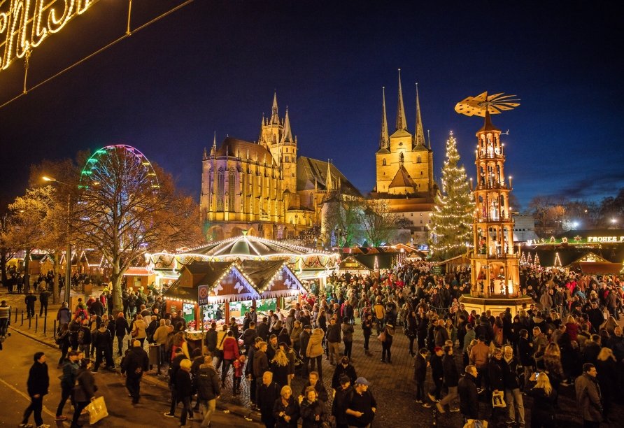 Wenn Sie zur Adventszeit in Erfurt sind, darf ein Besuch des Weihnachtsmarkts nicht fehlen.